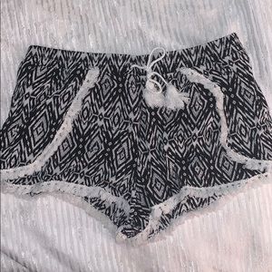 Patterned flowy shorts